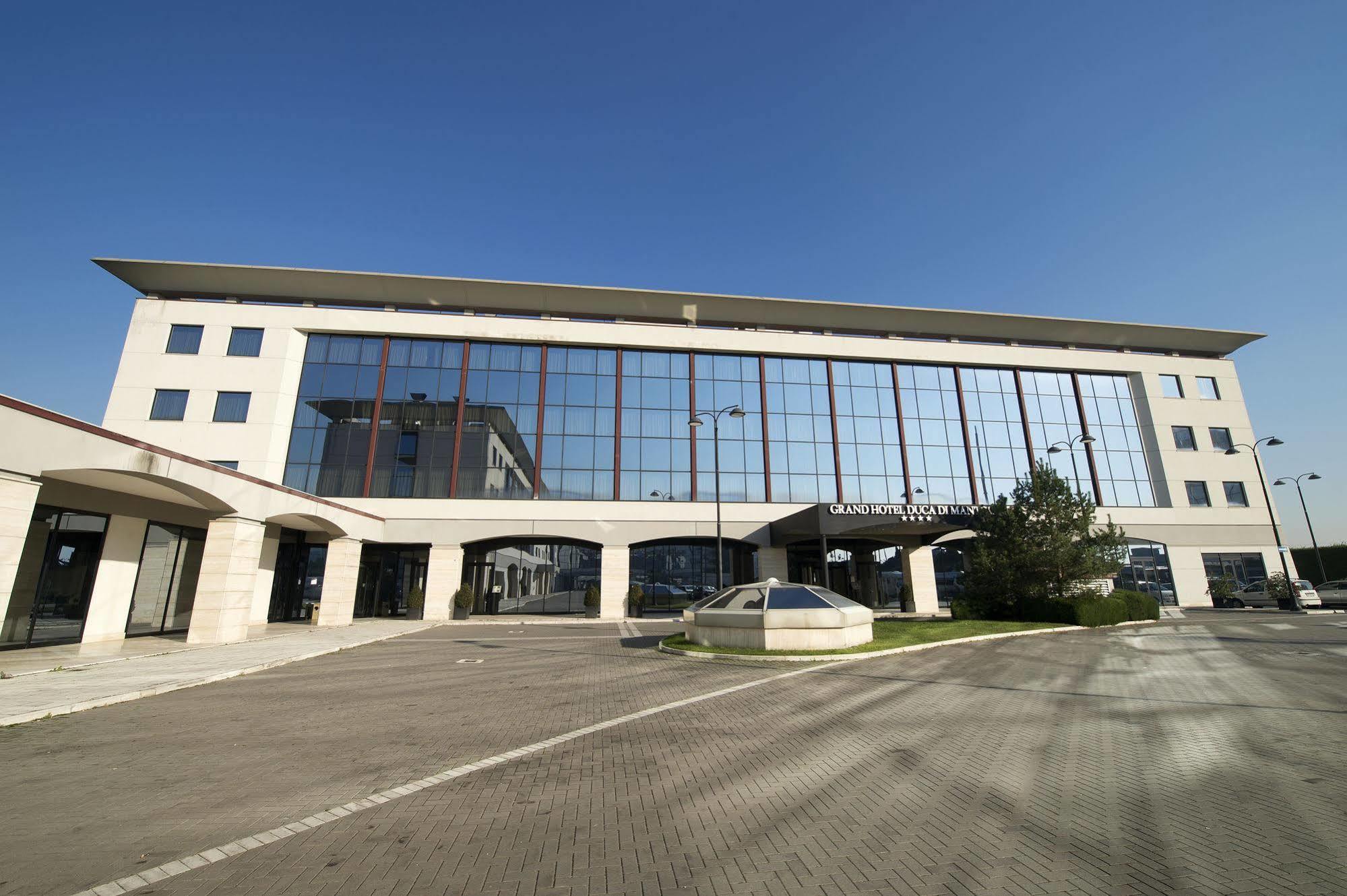 Grand Hotel Duca Di Mantova Sesto San Giovanni Exterior foto